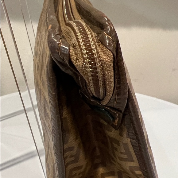 FENDI Crystal Zucca Large Clutch / Pouch Vintage - Picture 8 of 16